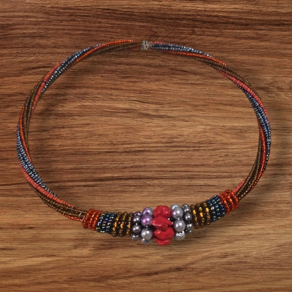 Rare Find & Vintage Multistrand Seedbead & Red Coral Chocker Necklace. - Picture 2 of 8